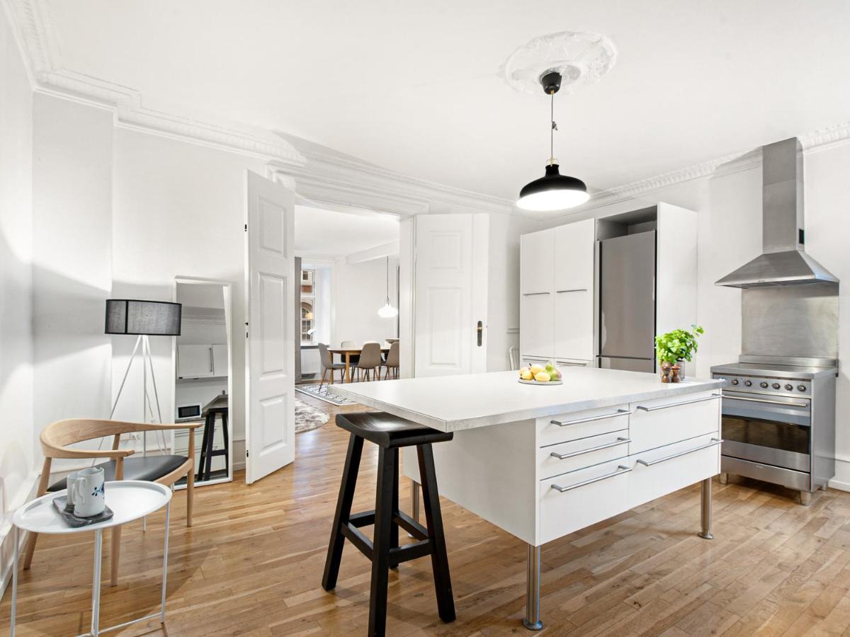 Sanders Stage - Enchanting Four-Bedroom Apartment Near Nyhavn København Ngoại thất bức ảnh